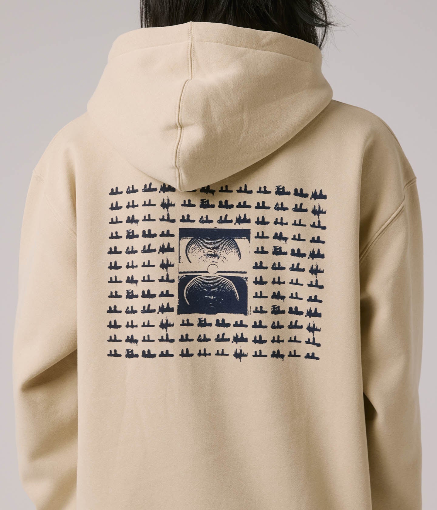 LABYRINTH HOOD // BONE