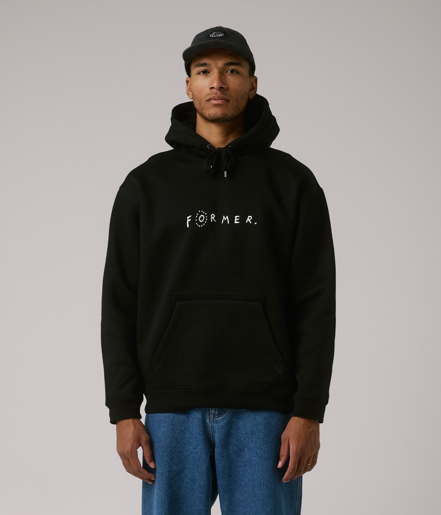 SKITTISH HOOD // BLACK