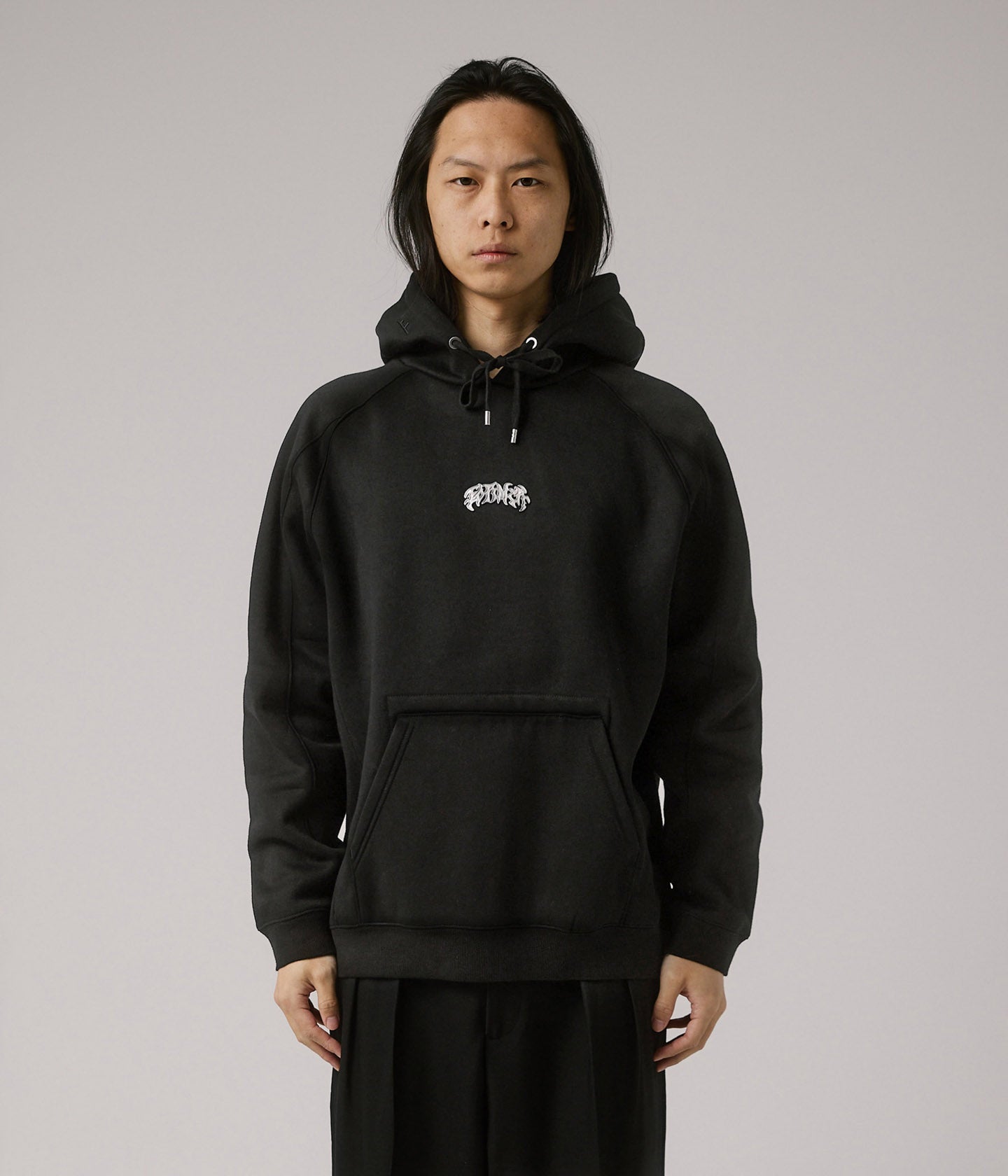 PUNCTURE METAL HOOD // WASHED BLACK