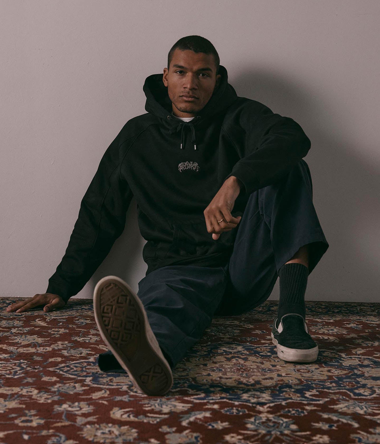 PUNCTURE METAL HOOD // WASHED BLACK