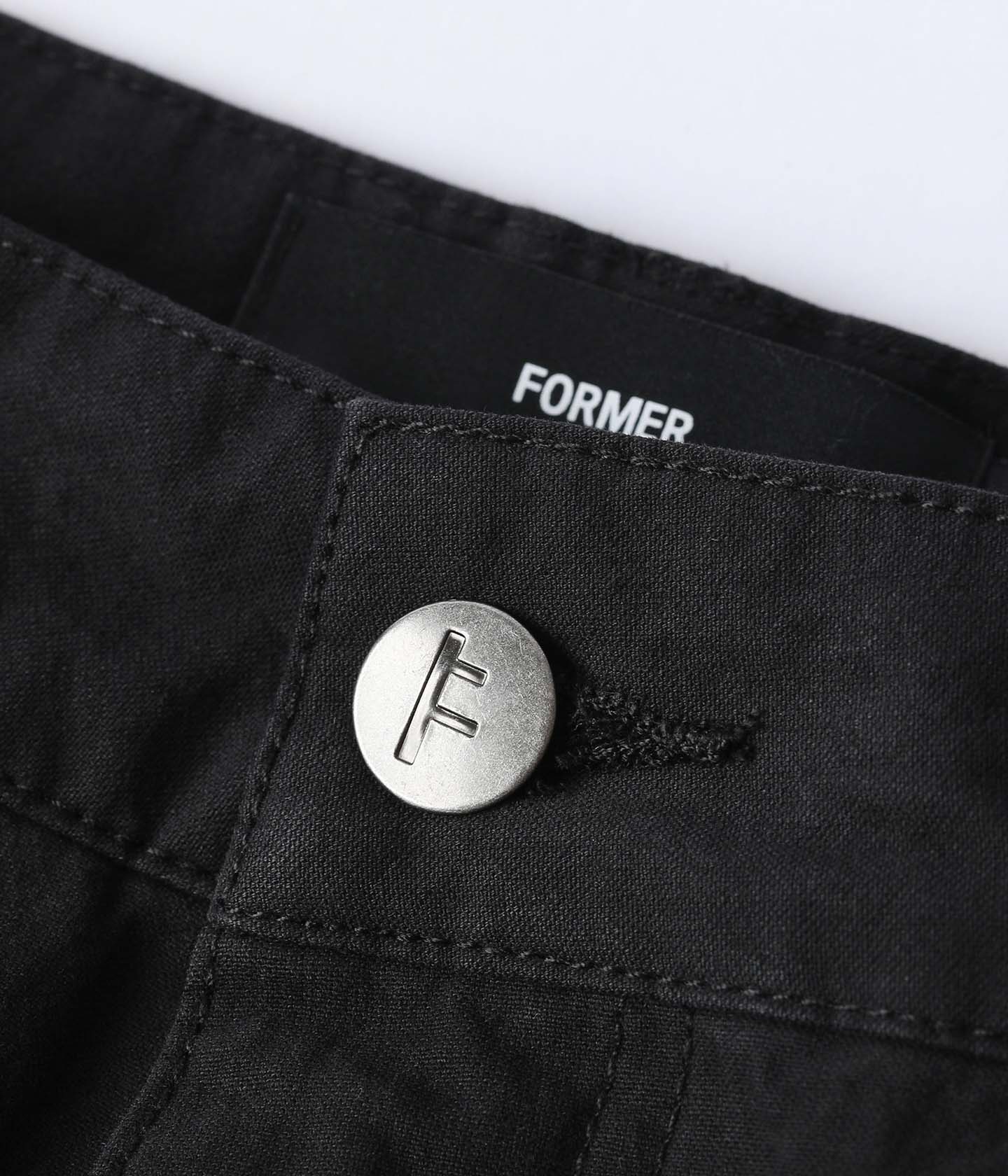DISTEND CARGO WALKSHORT // WASHED BLACK