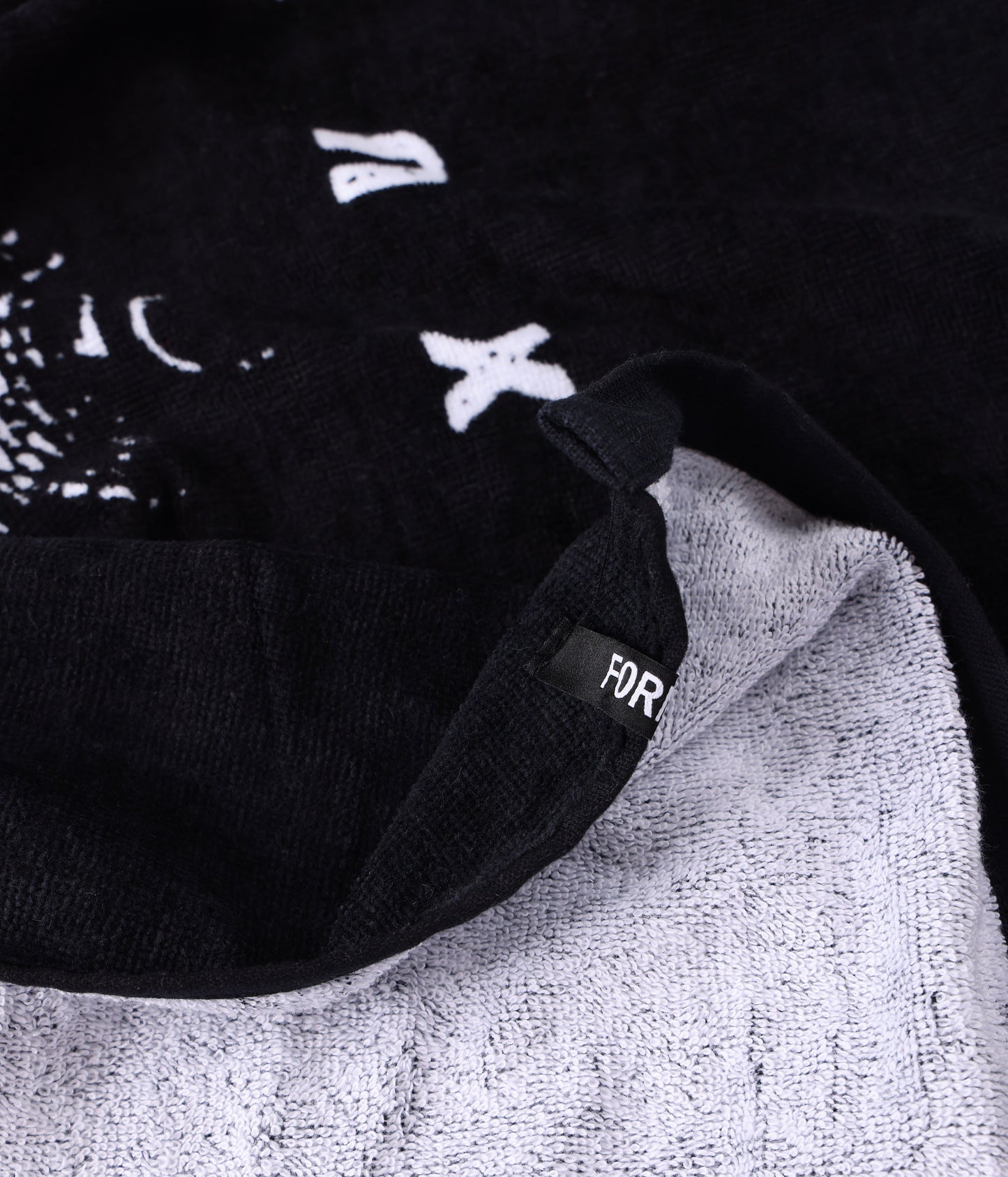 QUAVER TOWEL // BLACK