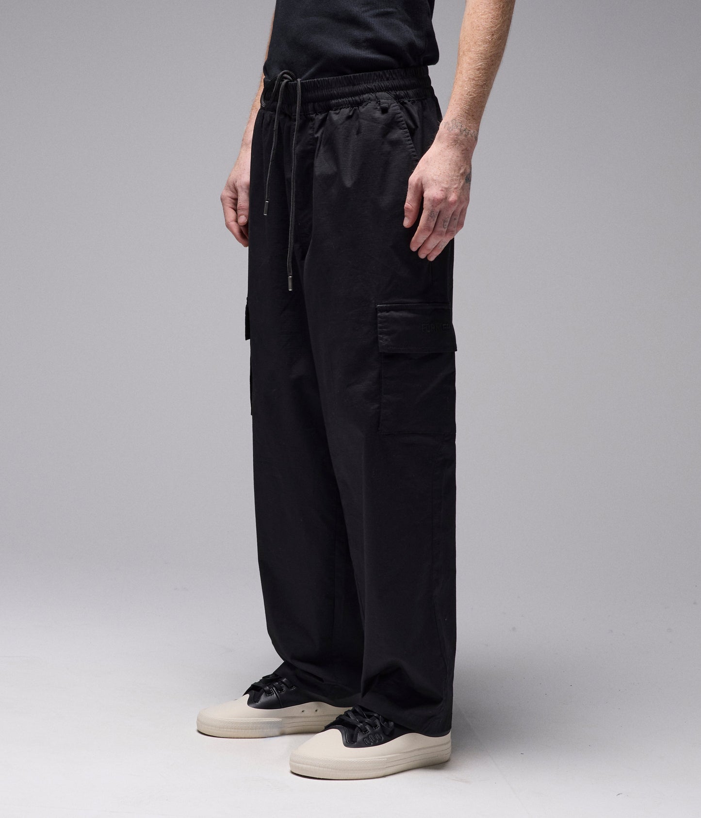 PRAYER CARGO PANT // BLACK