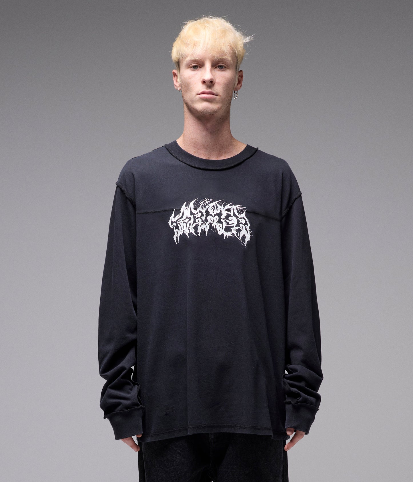 PRAISE LS T-SHIRT // WASHED BLACK