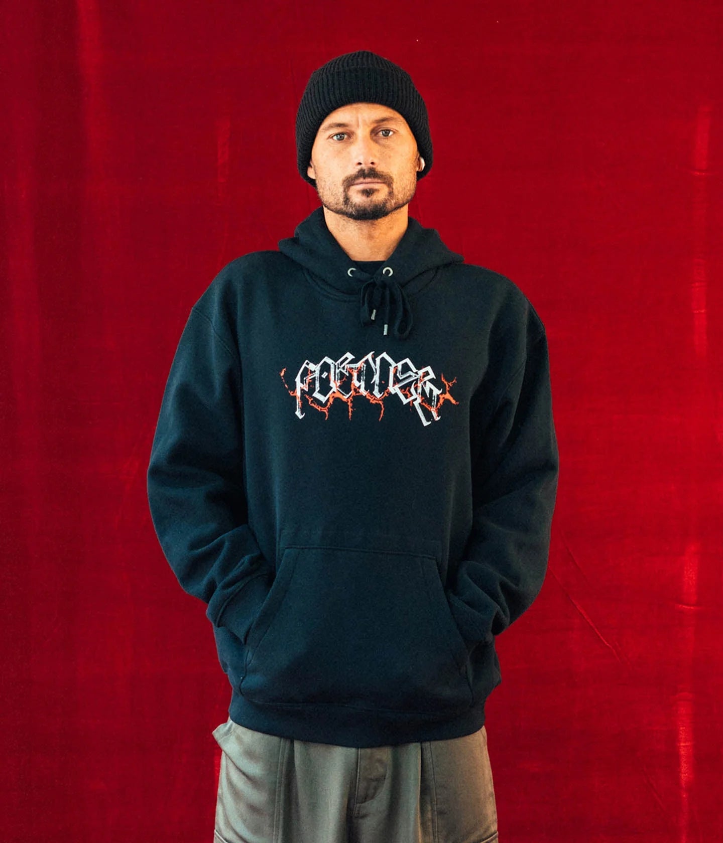 FRACTURE HOOD // BLACK