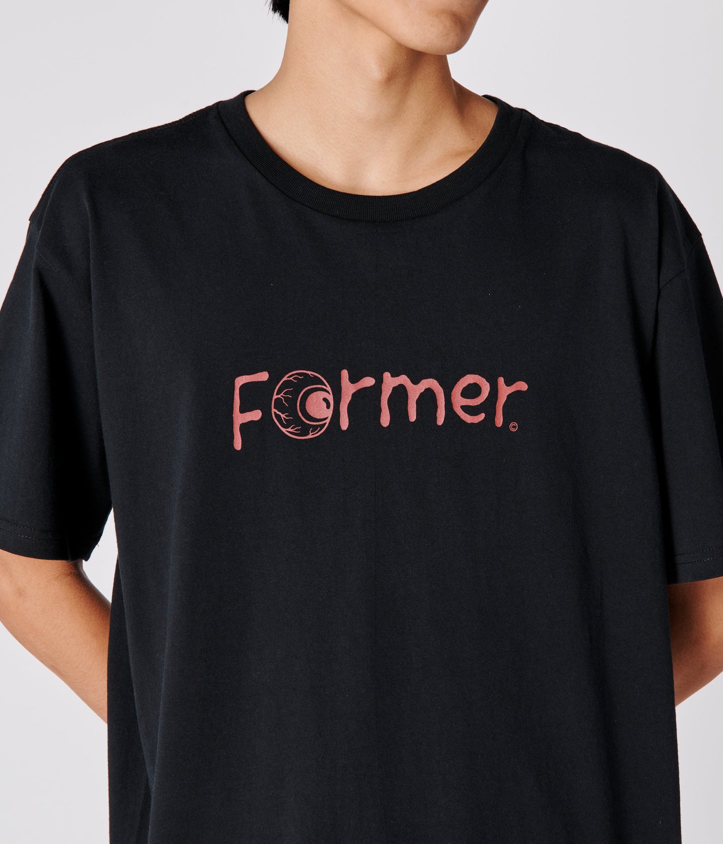 UVEITUS T-SHIRT // BLACK