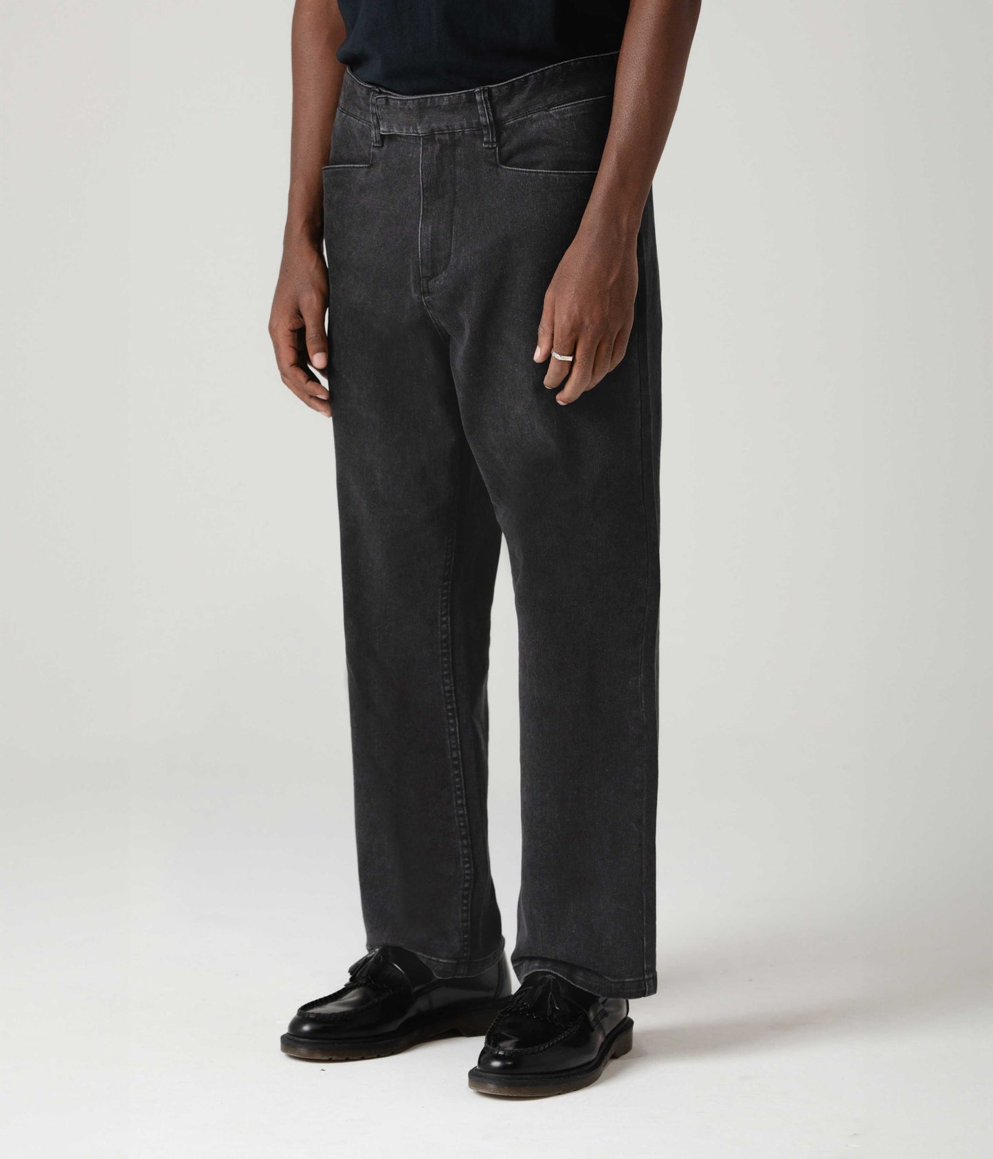 AG SKATE SLACK // BLACK STONE