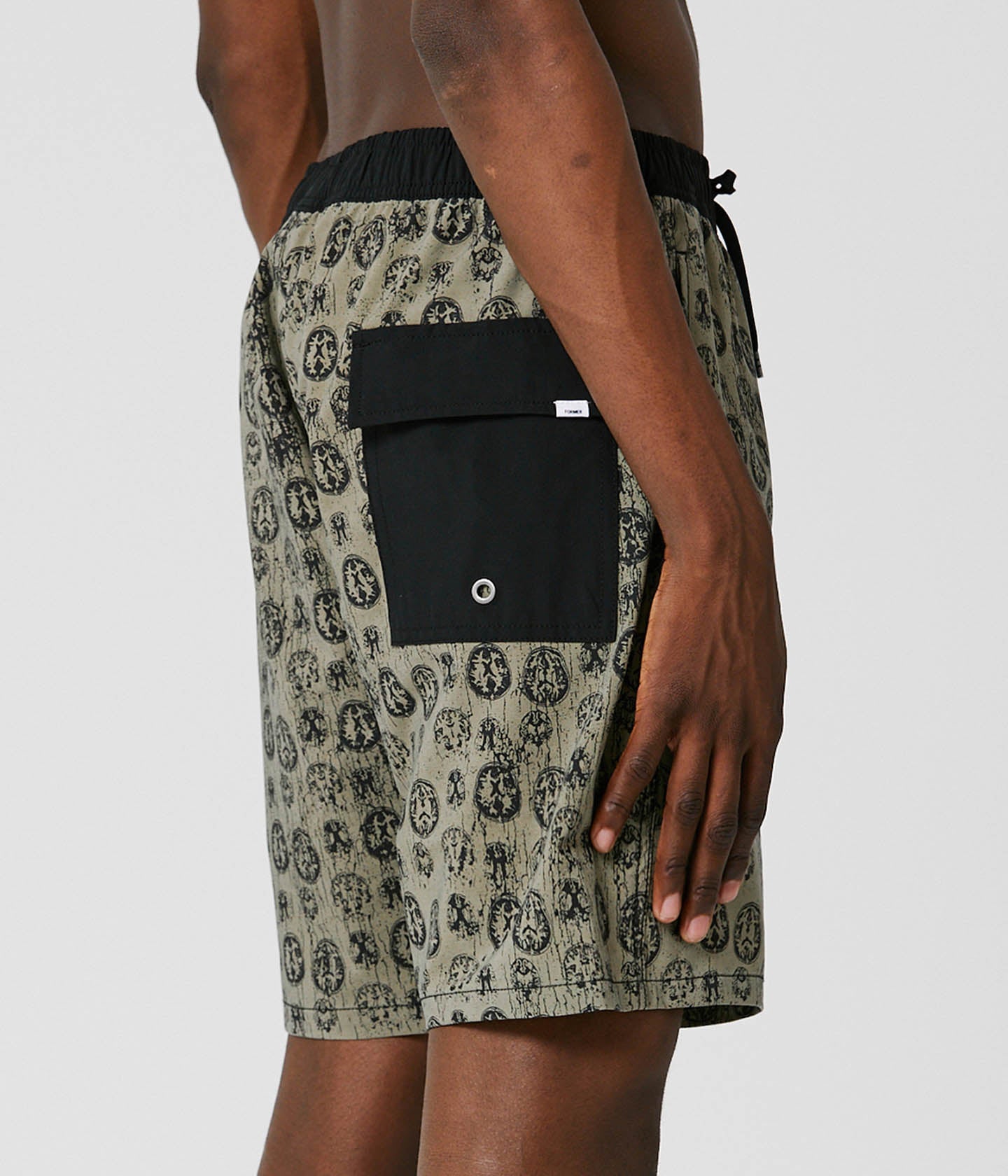 SWANS RUMINATION 18' SWIM TRUNK // BLACK SAGE