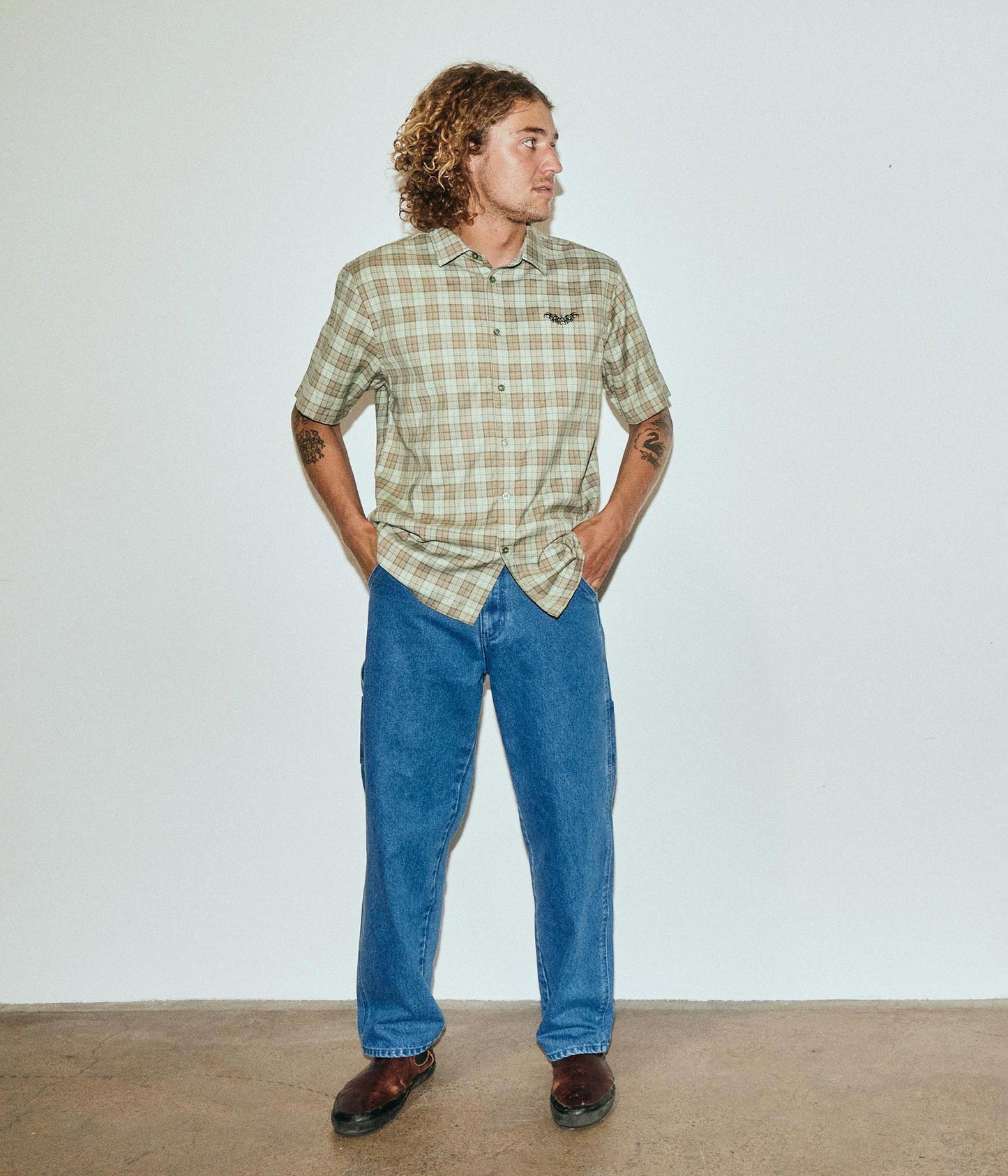 MANNERS CHECK SS SHIRT // GREEN BROWN