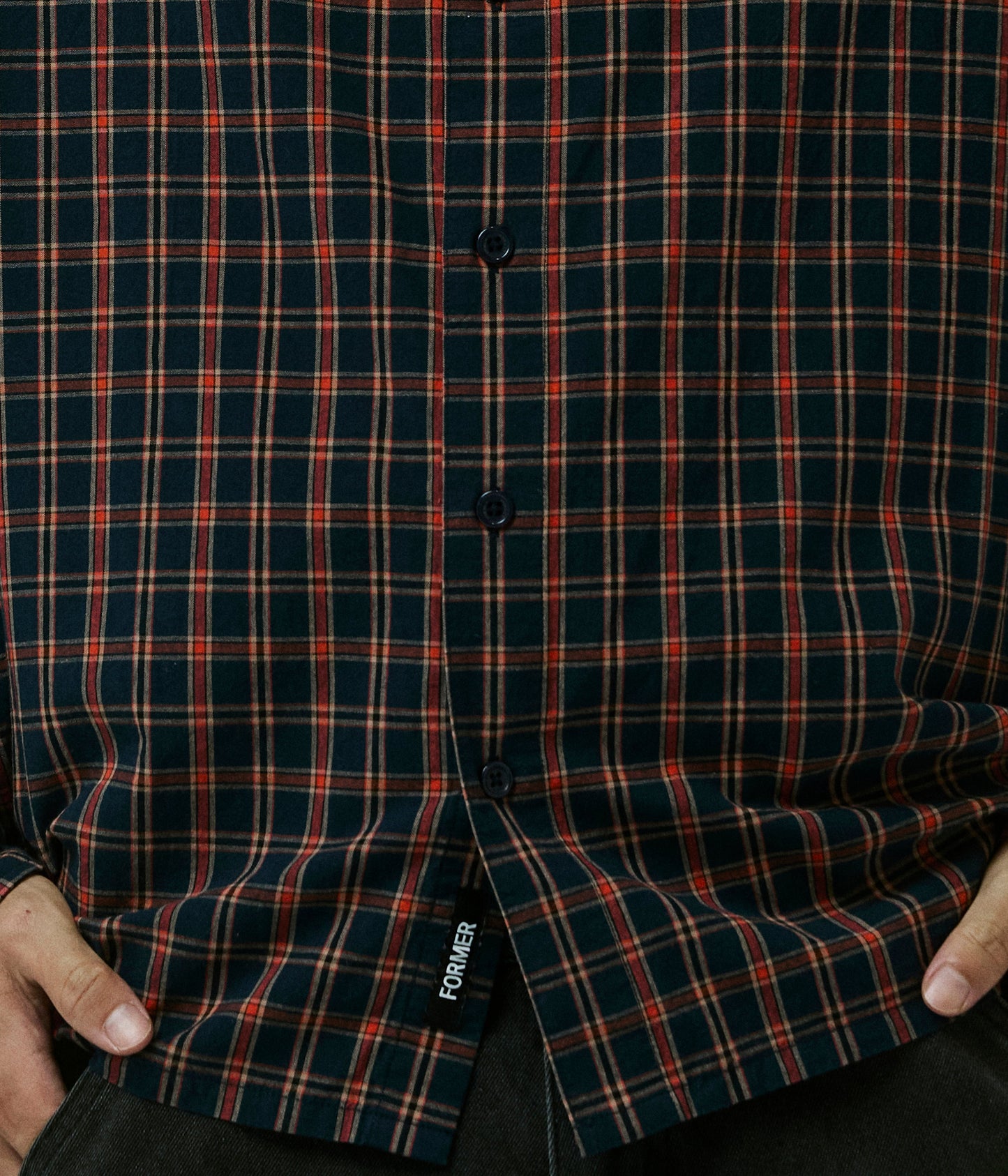 VIVIAN CHECK LS SHIRT // NAVY