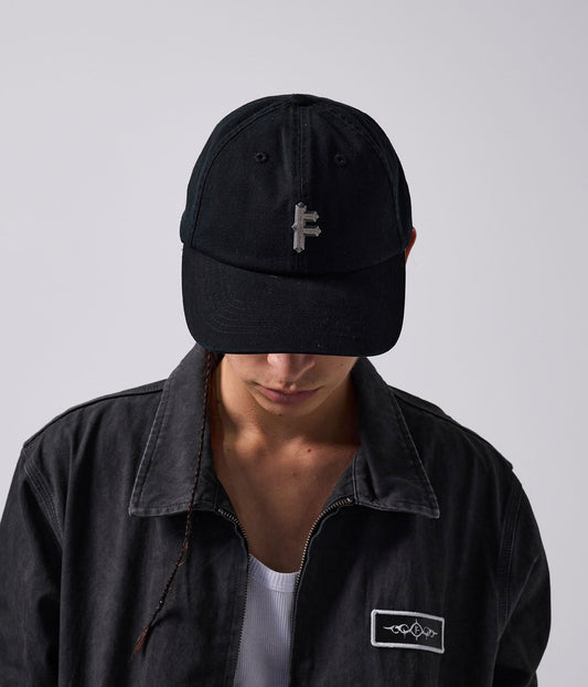 METAL F CAP // BLACK