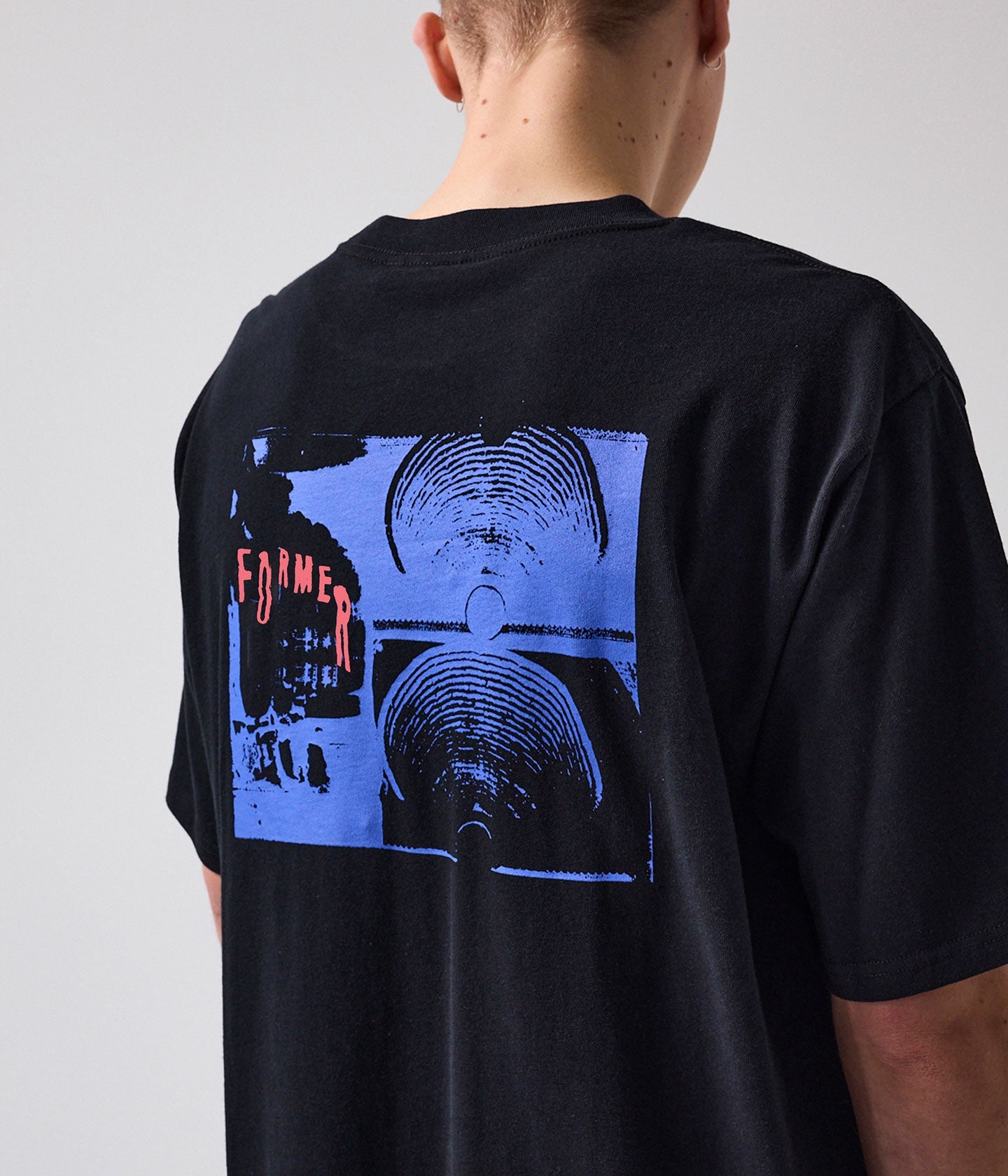 WARPAGE CRUX  T-SHIRT // BLACK