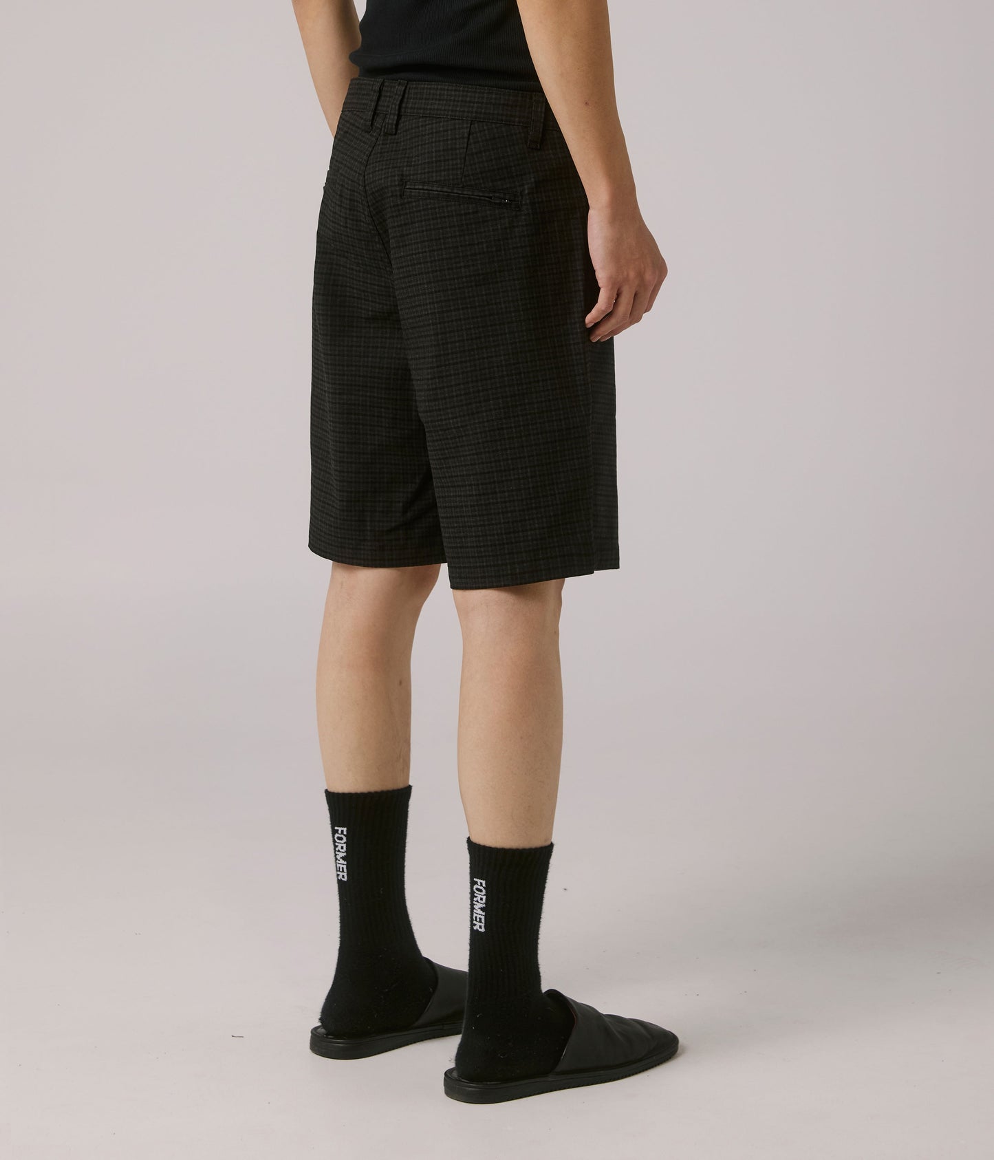 FORMER MERCHANDISE AG CHECK 20' WALKSHORT BLACK