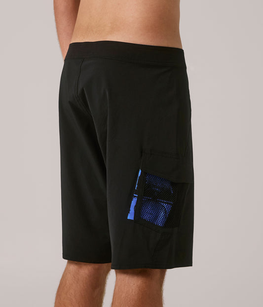 FORMER MERCHANDISE REYNOLDS 20' TRUNK BLACK