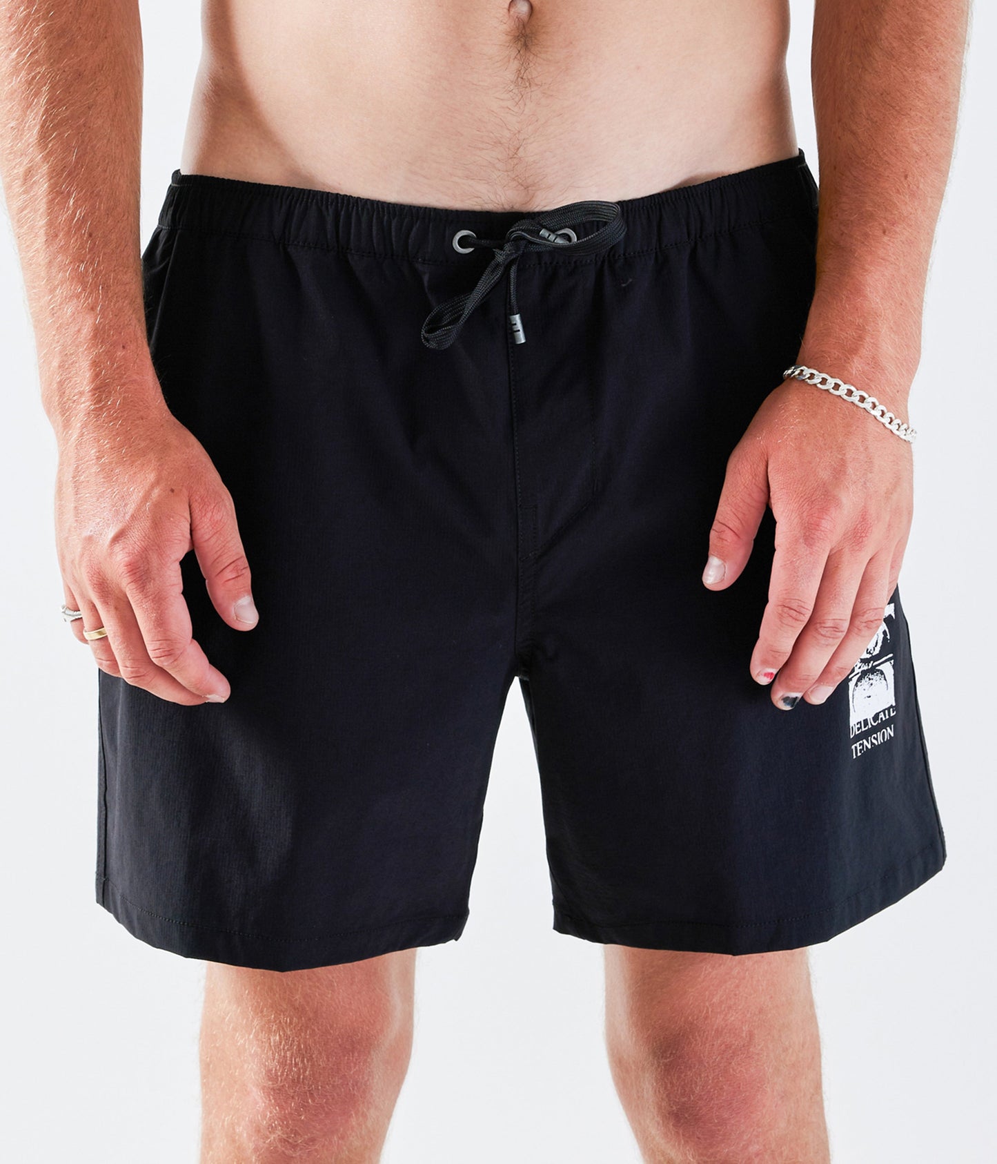 DELICATE 16' SWAN TRUNK // BLACK