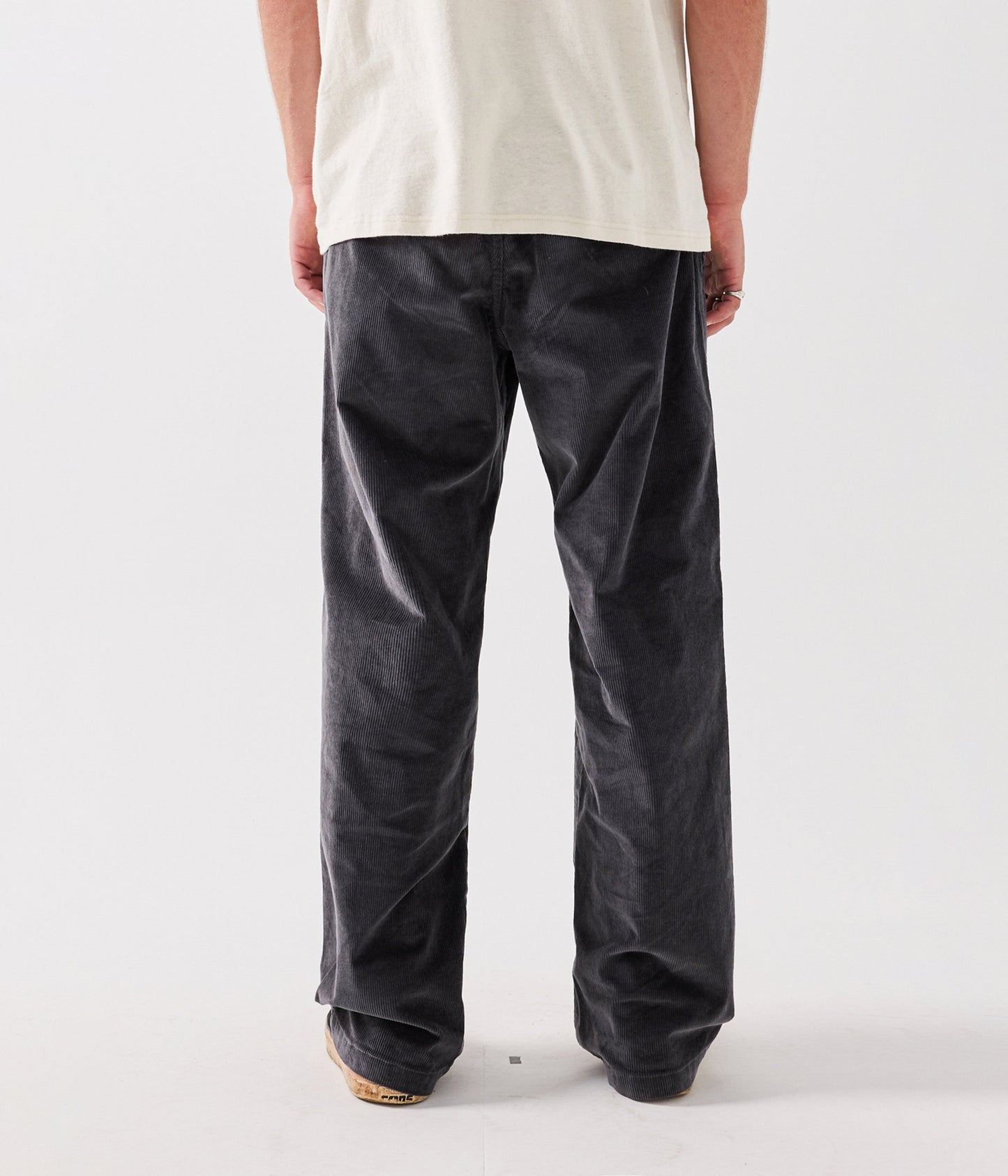 CRUX CORD PANT - WIDE // PEPPER